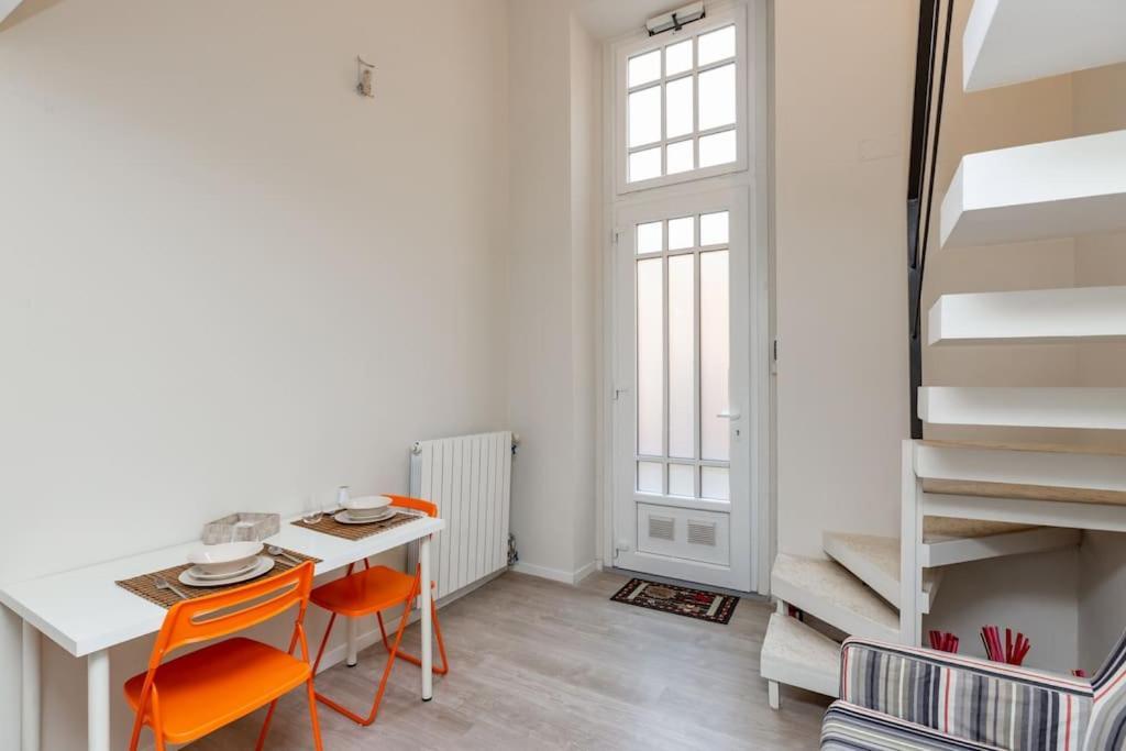 In Verticale Turin Ngoại thất bức ảnh