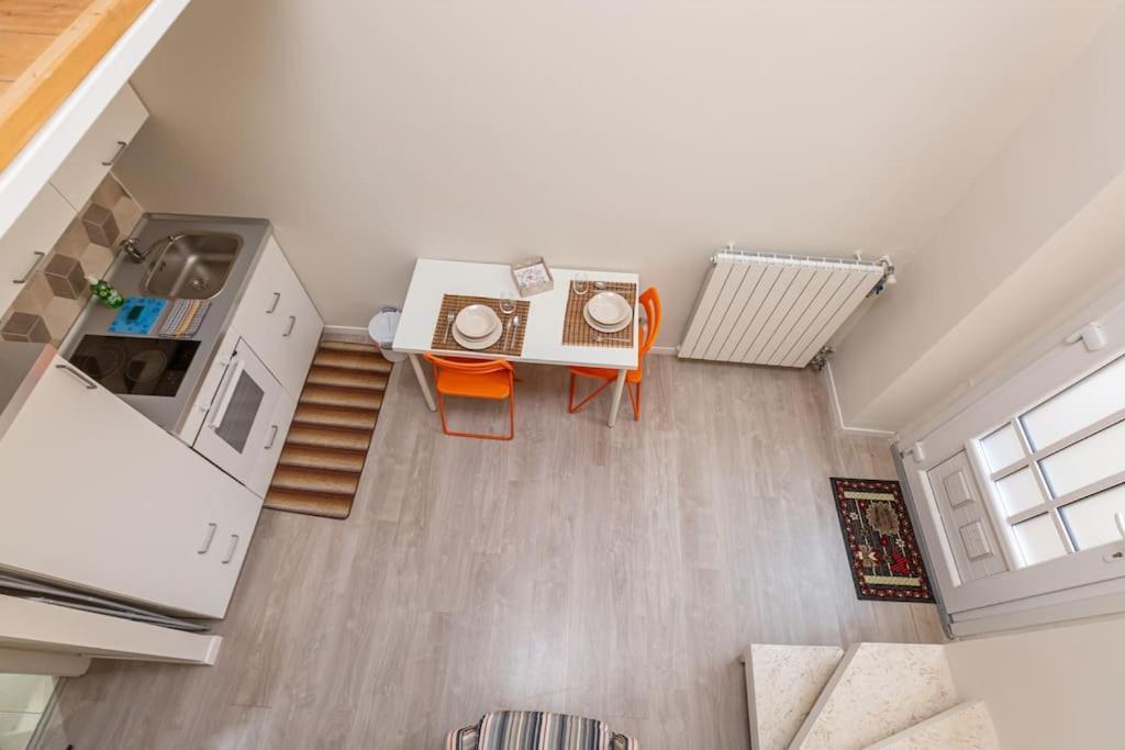 In Verticale Turin Ngoại thất bức ảnh